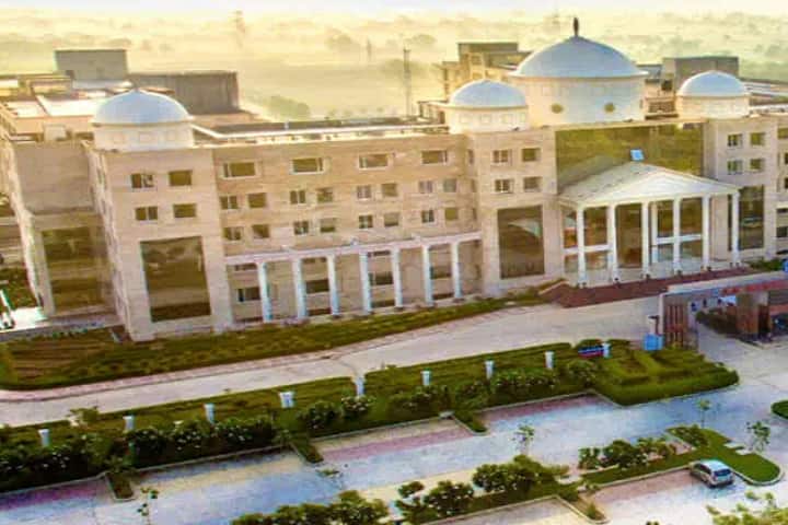 School of Legal Studies campus in Sohna, Haryana, India — photo 1