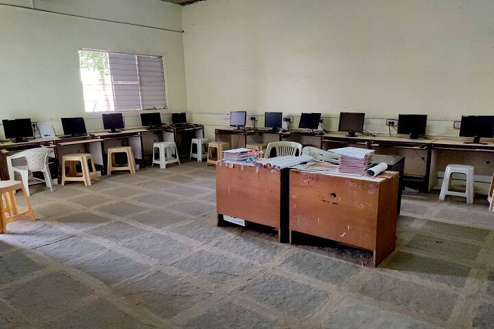 Dr NJ Paulbudhe College of Education campus in Ahmednagar, Maharashtra, India — photo 4