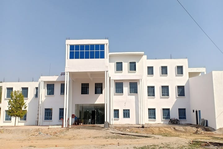Patel Panchayati College of Pharmacy campus in Barabanki, Uttar Pradesh, India — photo 1