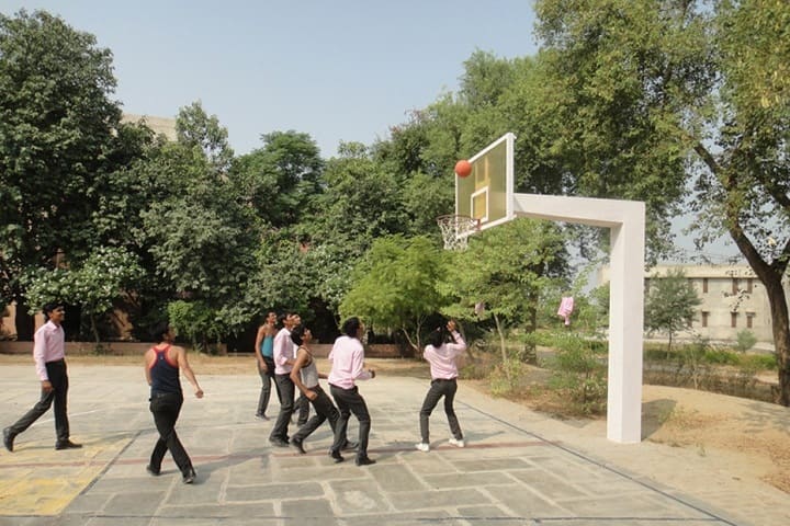 Choudhary Mota Ram Meel Memorial College of Education campus in Sri Ganganagar, Rajasthan, India — photo 3