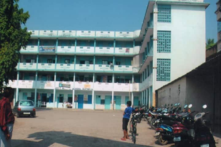 Shree Macchi Mahajan Education Societys College of Education campus in Daman, Daman and Diu, India — photo 6