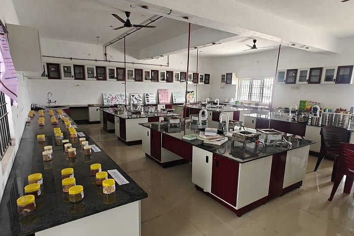 Sir Issac Newton Siddha Medical College campus in Nagapattinam, Tamil Nadu, India — photo 6