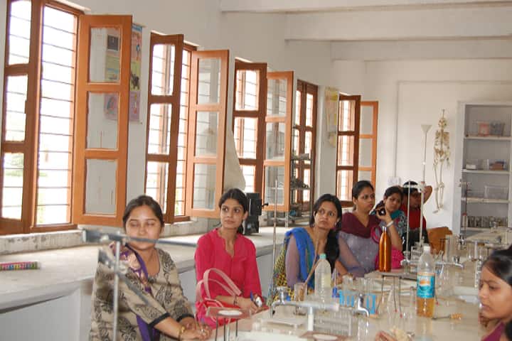 KL Institute of Education campus in Hathras, Uttar Pradesh, India — photo 4