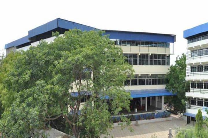 Sri Murugha Rajendra Swamiji B Ed and M Ed College campus in Saraswathipuram, Karnataka, India — photo 1