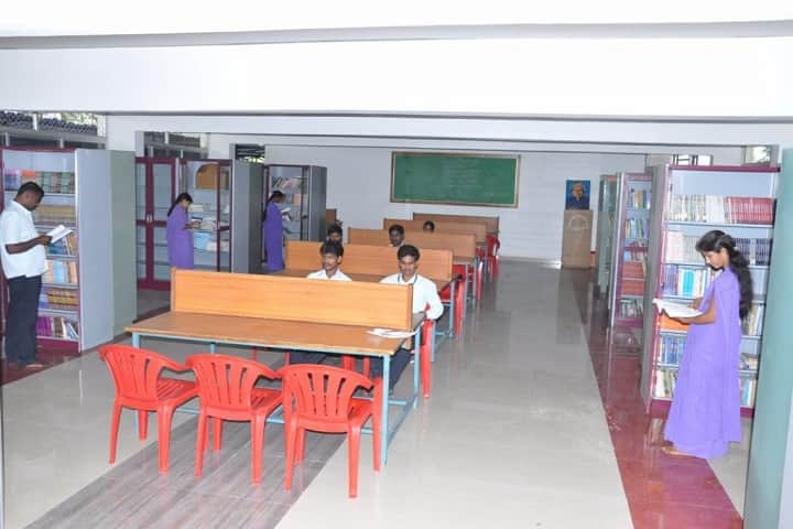 Sri Murugha Rajendra Swamiji B Ed and M Ed College campus in Saraswathipuram, Karnataka, India — photo 4