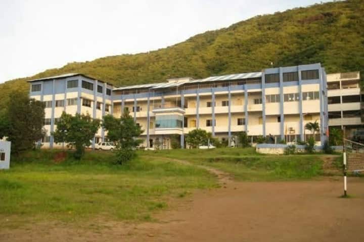Mahalaxmi Institute of Pharmacy campus in Raigaon, Maharashtra, India — photo 1