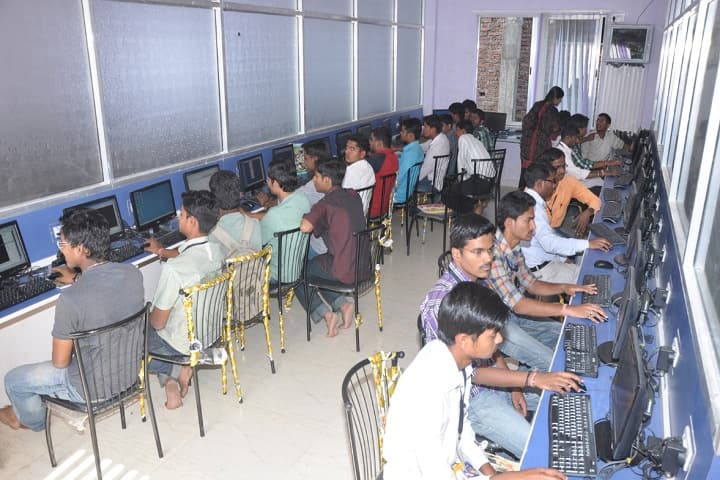 Mahalaxmi Institute of Pharmacy campus in Raigaon, Maharashtra, India — photo 2