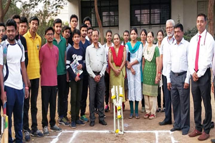 Mahatma Gandhi Vidya Mandir's Pharmacy College campus in Nashik, Maharashtra, India — photo 2