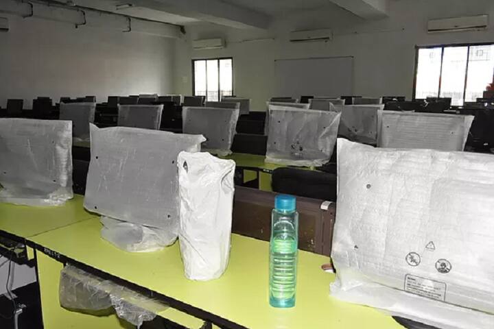 Real Institute of Management and Research campus in Nagpur, Maharashtra, India — photo 3