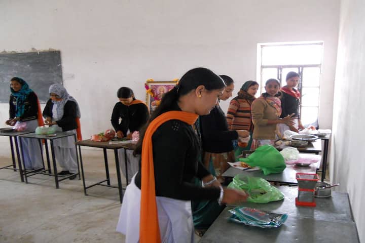 Dev Teacher Training college campus in Taranagar, Rajasthan, India — photo 3