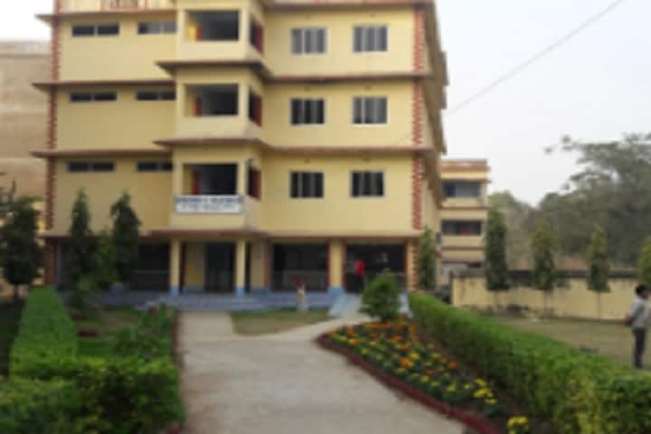 Santiniketan B Ed College campus in Bolpur, West Bengal, India — photo 1