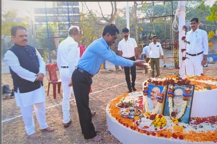 DBHPS Rajiv Gandhi B Ed College campus in Dharwad, Karnataka, India — photo 2