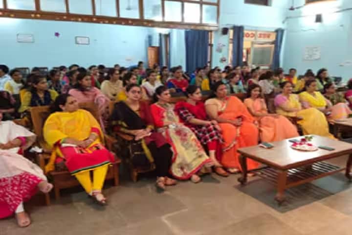 Hindu College of Education campus in Sonipat, Haryana, India — photo 4