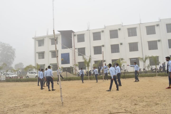Pandit Rajendra Prasad Smarak College of Pharmacy campus in Pilibhit, Uttar Pradesh, India — photo 4