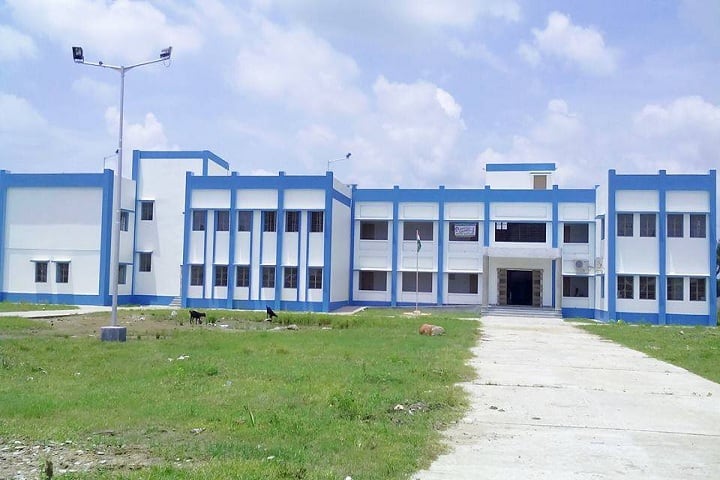 Kaliganj Government College campus in Debagram, West Bengal, India — photo 1