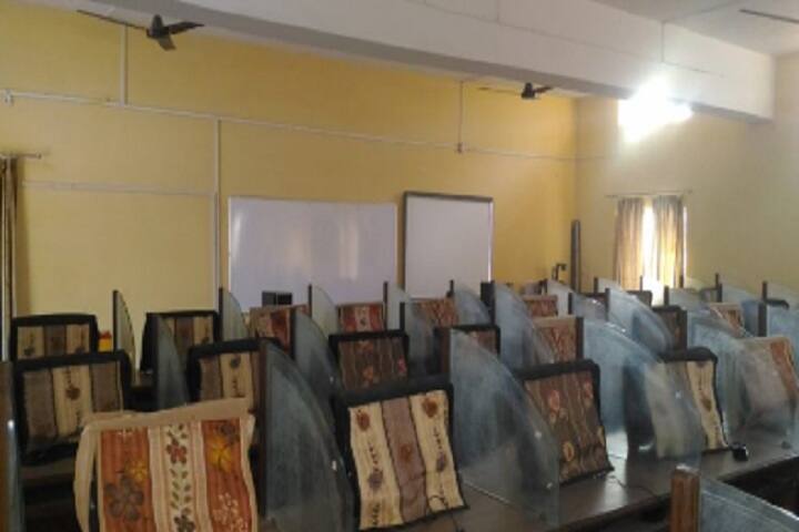 Haribhau Upadhyaya Teachers College for Women campus in Hatoondi, Rajasthan, India — photo 5