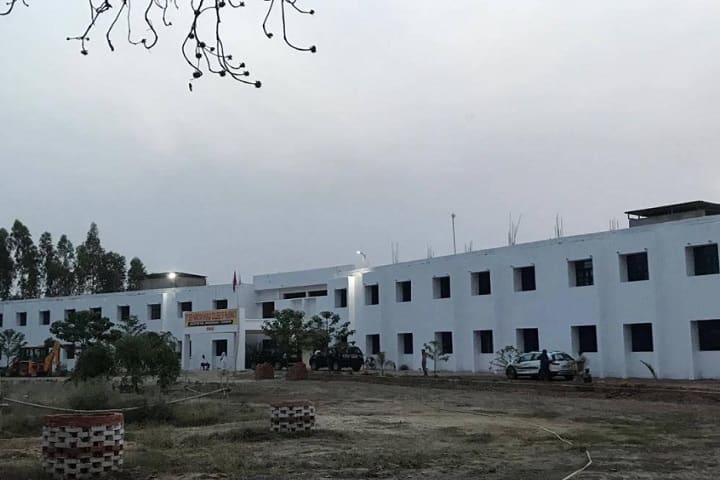 Pandit Dev Narayan Shukla College of Pharmacy campus in Fatehpur, Uttar Pradesh, India — photo 1