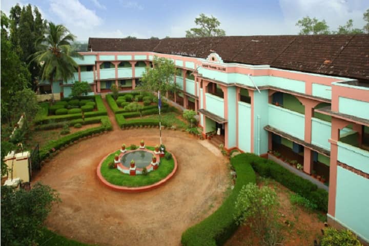 Farook Training College, Kozhikode campus photo