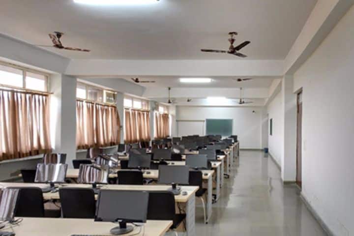Jagannath University campus in Bahadurgarh, Haryana, India — photo 5