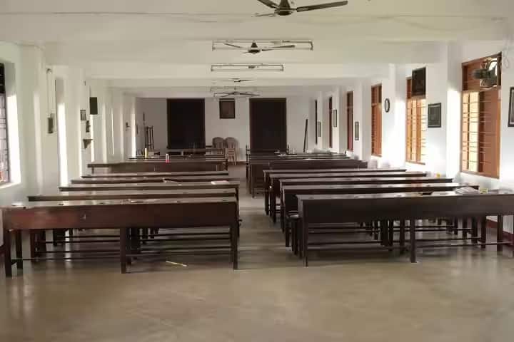Our Lady's Institute of Teacher Education campus in Kochi, Kerala, India — photo 2