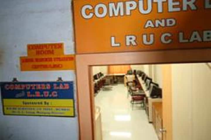 Principal KM Kundnani Pharmacy Polytechnic campus in Ulhasnagar, Maharashtra, India — photo 3