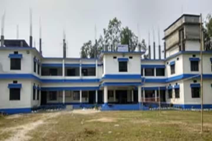 Dhupguri Primary Teachers Training Institute campus in Jalpaiguri, West Bengal, India — photo 2