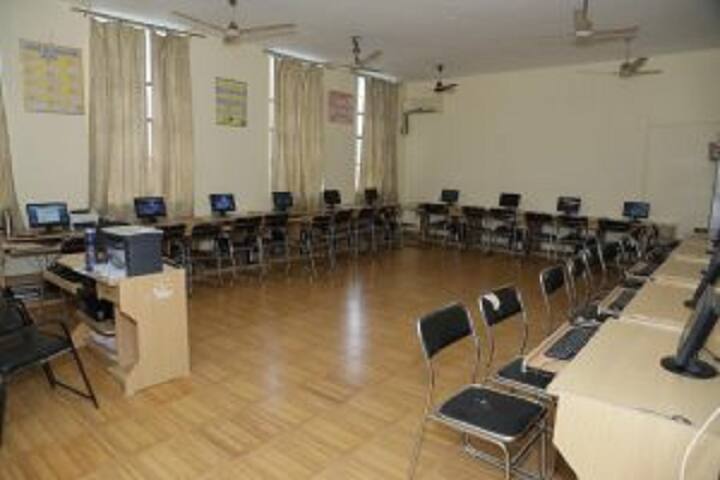 Guru Gobind Singh College of Education campus in Mukerian, Punjab, India — photo 6