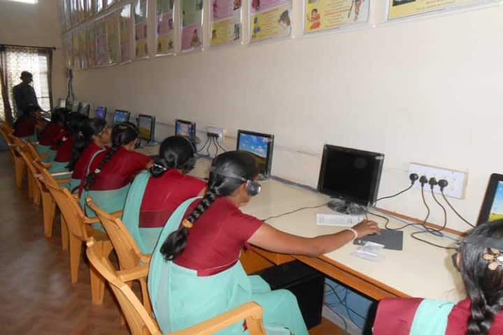 Swami Keshwanand Girls TT College campus in Laxmangarh, Rajasthan, India — photo 6