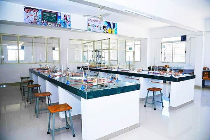 Shri Swami Samarth Institute of Pharmacy campus in Ahmednagar, Maharashtra, India — photo 2
