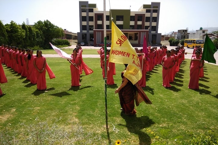 Shri Onkar Singh Memorial Women Teacher's Training College campus in Ajmer, Rajasthan, India — photo 1