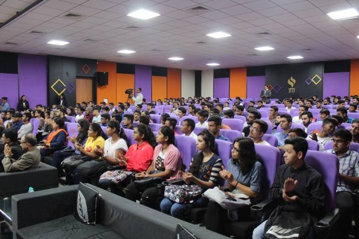 JLU School of Commerce and Economics campus in Chandanpura, Madhya Pradesh, India — photo 2