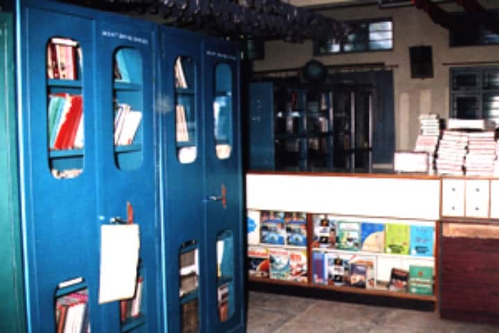 Shri Swami Vivekanand Shikshan Sanstha Mahila Shikshanshastra Mahavidyalaya campus in Tasgaon, Maharashtra, India — photo 4