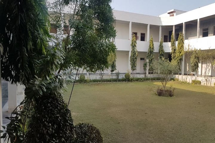 Shri Siddhi Vinayak College of Pharmacy campus in Agra, Uttar Pradesh, India — photo 1