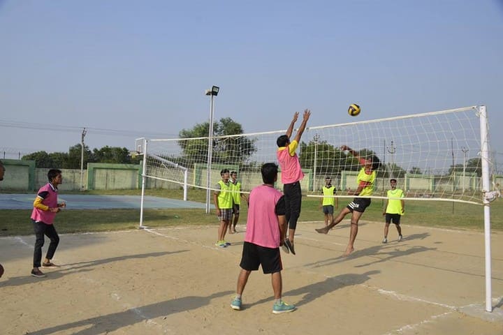 Mangalayatan University campus in Aligarh, Uttar Pradesh, India — photo 5