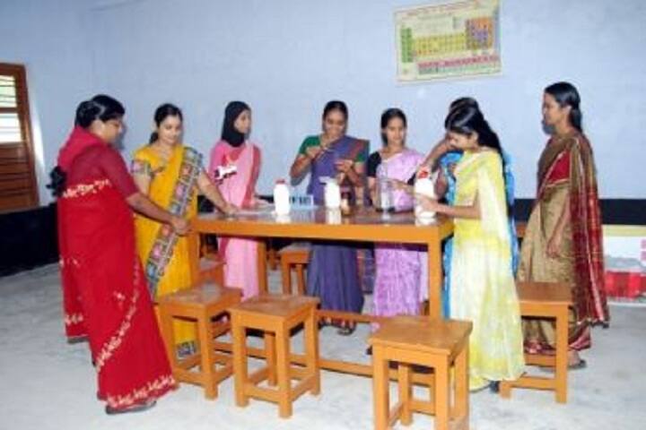 Holy Family College of Education for Women campus in Koduvayur, Kerala, India — photo 2