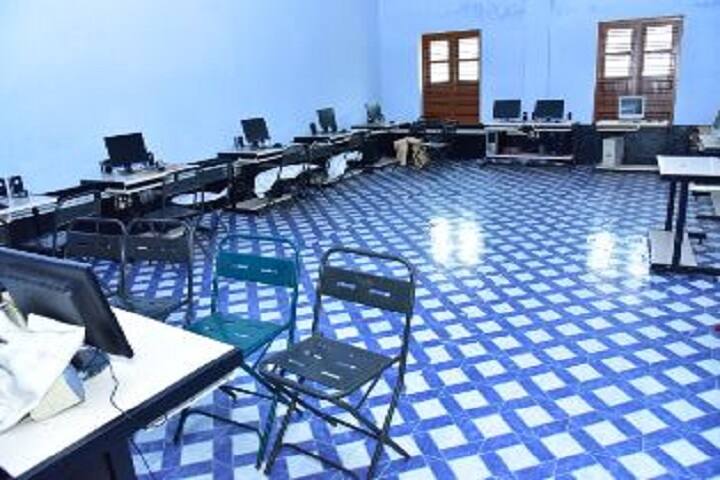 Holy Family College of Education for Women campus in Koduvayur, Kerala, India — photo 3