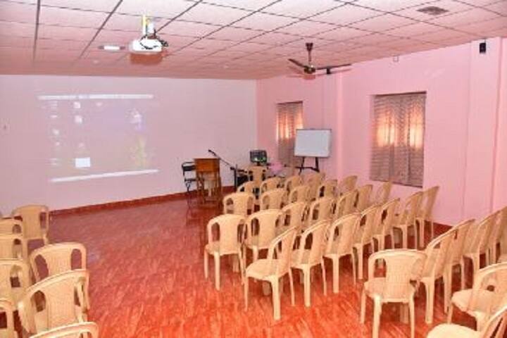 Holy Family College of Education for Women campus in Koduvayur, Kerala, India — photo 5