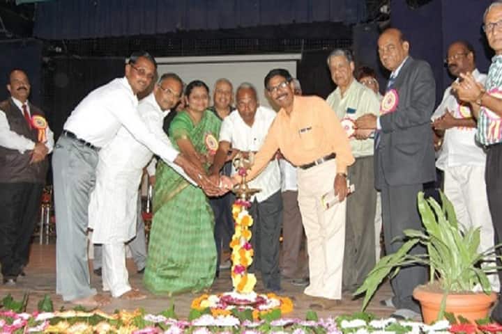 Damani Premratan Bhairuratan Dayanand College of Education campus in Solapur, Maharashtra, India — photo 1