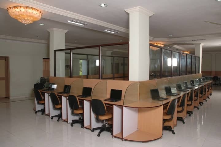 Rajiv Gandhi Degree College campus in Rajahmundry, Andhra Pradesh, India — photo 4