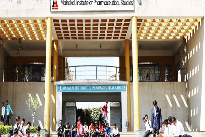 Mahakal Institute of Pharmaceutical Studies campus in Ujjain, Madhya Pradesh, India — photo 1
