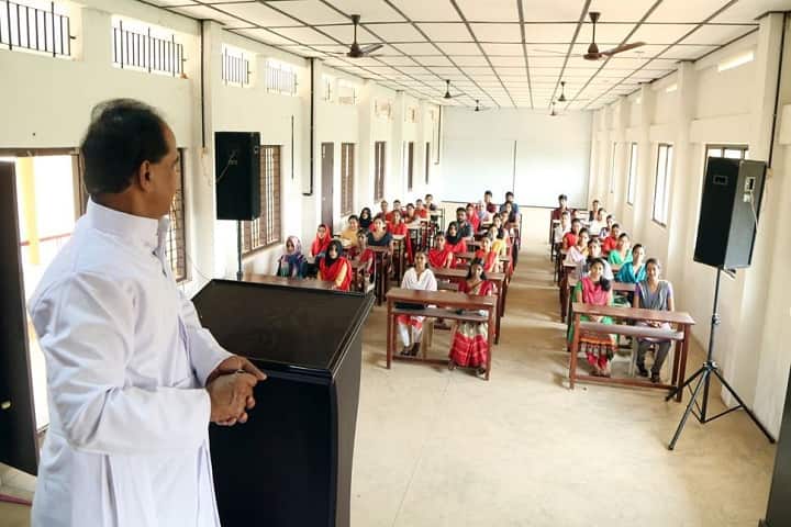 Mother Teresa College of Teacher Education campus in Perambra, Kerala, India — photo 3