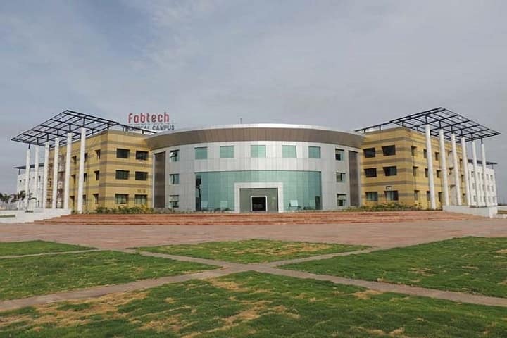 Fabtech Technical Campus campus in Sangola, Maharashtra, India — photo 1