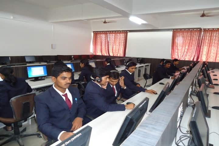 Fabtech Technical Campus campus in Sangola, Maharashtra, India — photo 3