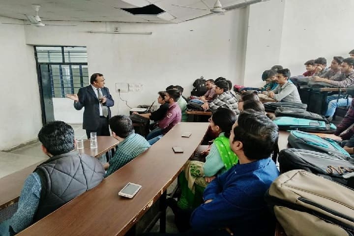 Pacific College of Pharmacy campus in Debari, Rajasthan, India — photo 2