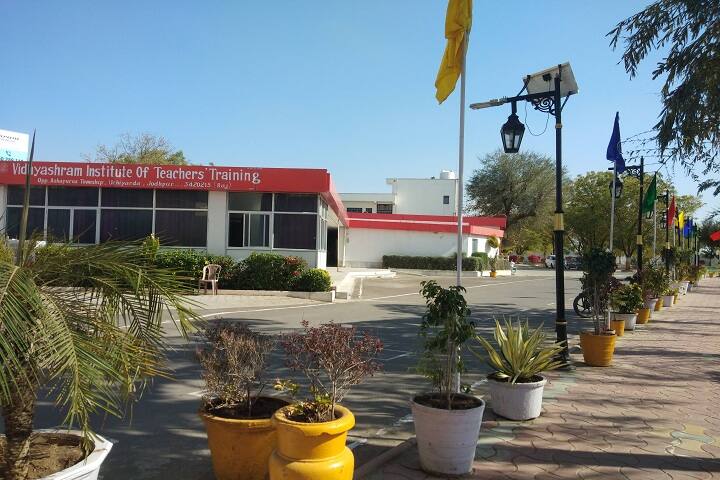 Vidhyashram Institute of Teachers Training campus in Jodhpur, Rajasthan, India — photo 1