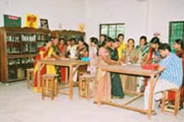 Patriarch Ignatius Zakka-Ist Training College campus in Ernakulam, Kerala, India — photo 4
