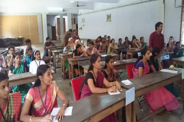 Mar Severios College of Teacher Education campus in Mallappally, Kerala, India — photo 2