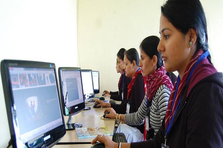 Patiala College of Education for Girls campus in Patiala, Punjab, India — photo 4