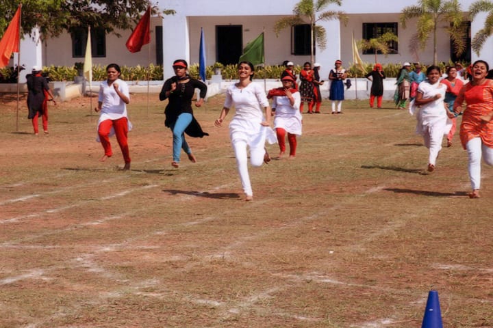 St Mary's Women's College for Teacher Education campus in Thiruvalla, Kerala, India — photo 6