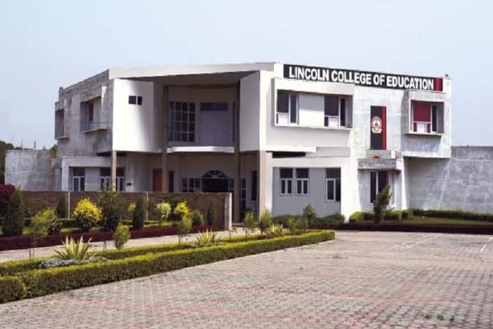 Lincoln College of Education campus in Sirhind, Punjab, India — photo 1
